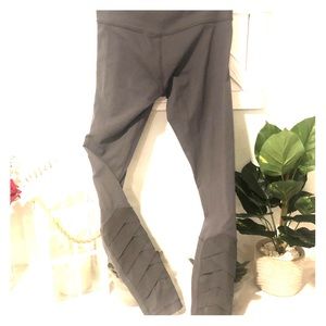 Lululemon gray 🦵 leggings 🧘🏼‍♀️